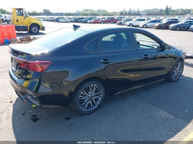 2022 KIA FORTE 3KPF54AD6NE436547 Photo 3
