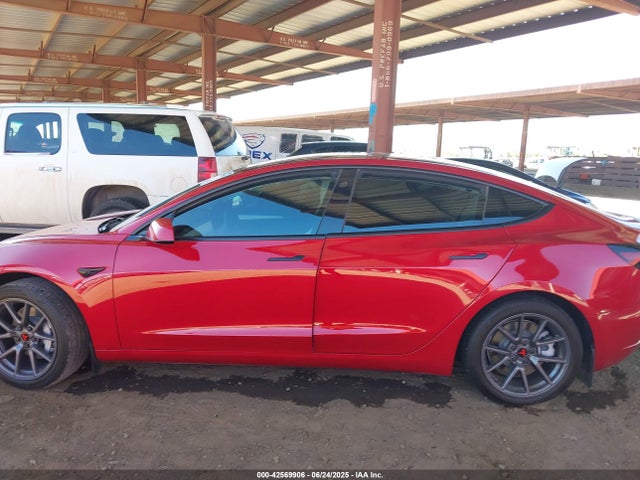5YJ3E1EA3PF562301 Tesla 2023