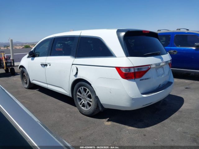 2011 HONDA ODYSSEY 5FNRL5H25BB021514 Photo 2
