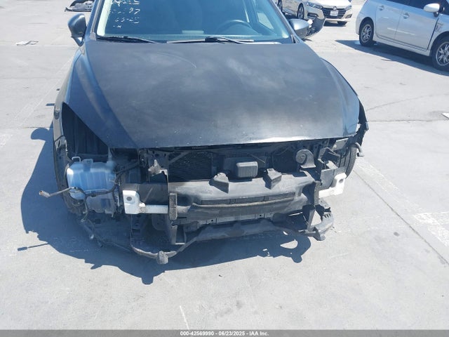 JM1BM1K75E1204517 Mazda pe