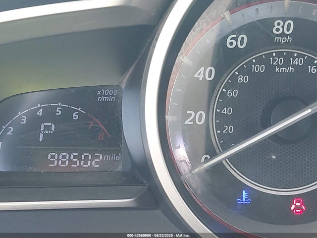 JM1BM1K75E1204517 Mazda pe