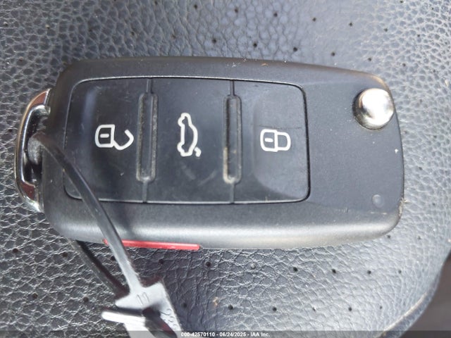 3VWB67AJ6HM300526 Volkswagen 1.4 tsi