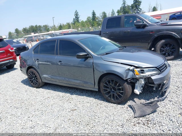 3VW267AJXGM286614 Volkswagen 2016
