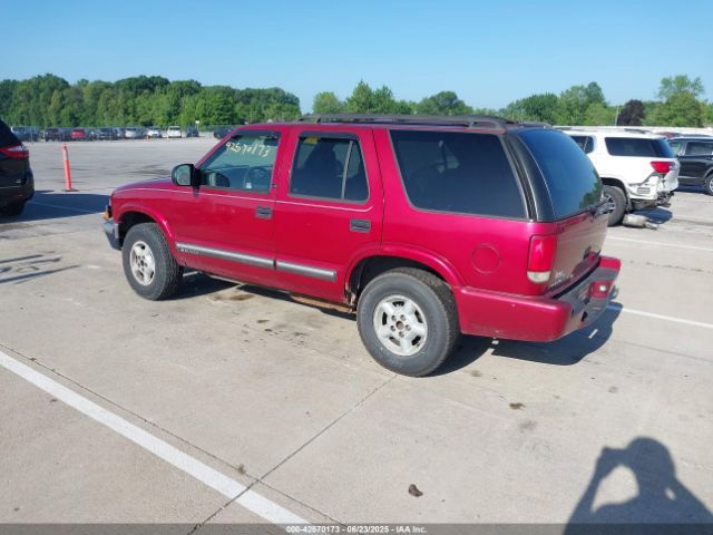 2000 CHEVROLET BLAZER 1GNDT13W8Y2149343 Photo 2