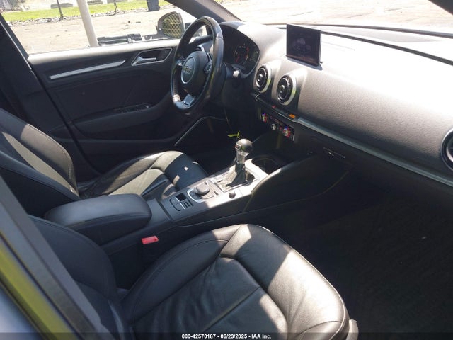 2015 AUDI A3 WAUCJGFF8F1053690 Photo 4