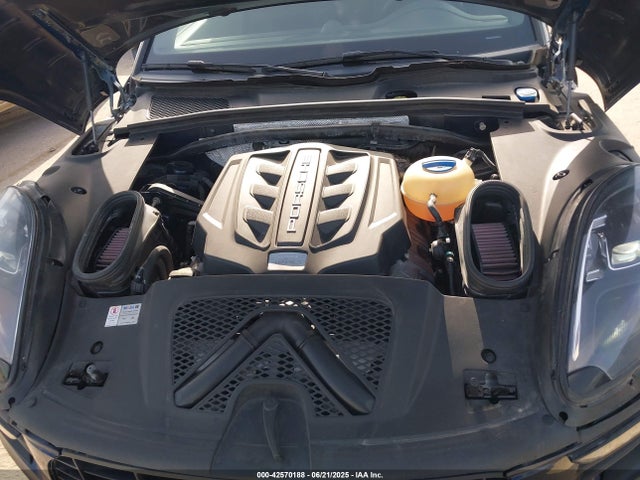 2018 PORSCHE MACAN WP1AB2A51JLB32722 Photo 9