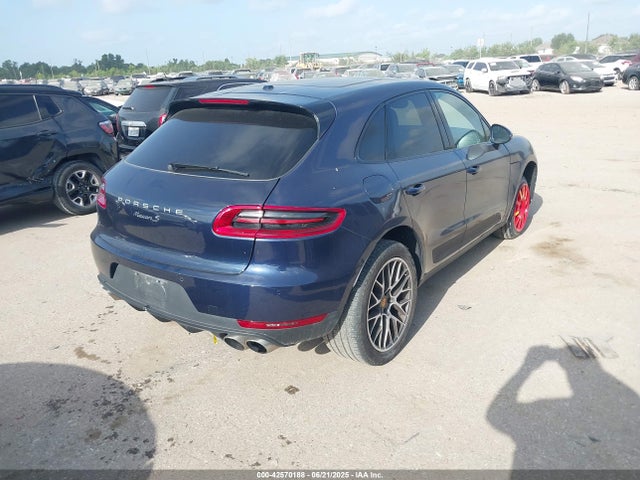 2018 PORSCHE MACAN WP1AB2A51JLB32722 Photo 3