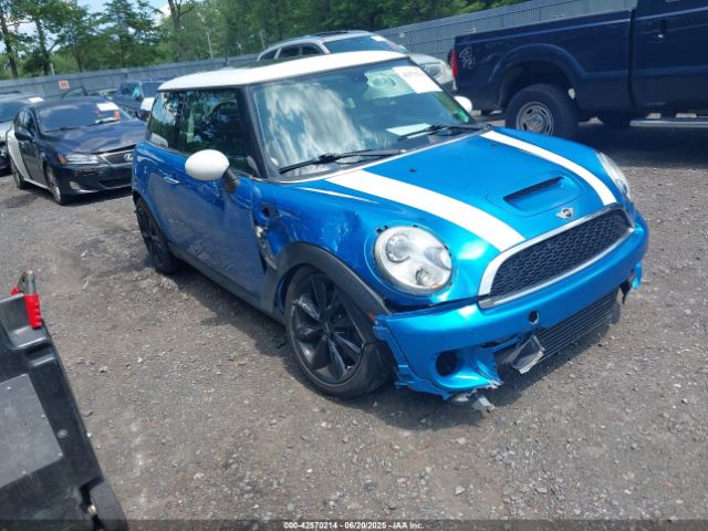 2011 MINI COOPER S WMWSV3C56BTY13604