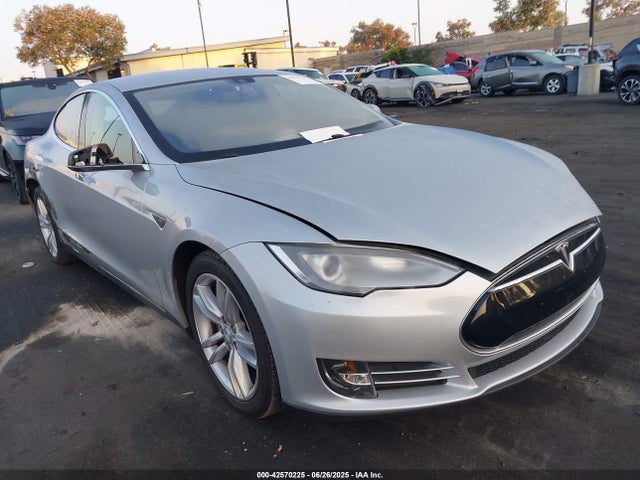 2013 TESLA MODEL S 5YJSA1CN6DFP11289 Photo 0
