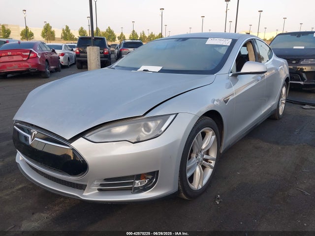 2013 TESLA MODEL S 5YJSA1CN6DFP11289 Photo 1