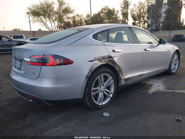2013 TESLA MODEL S 5YJSA1CN6DFP11289 Photo 5