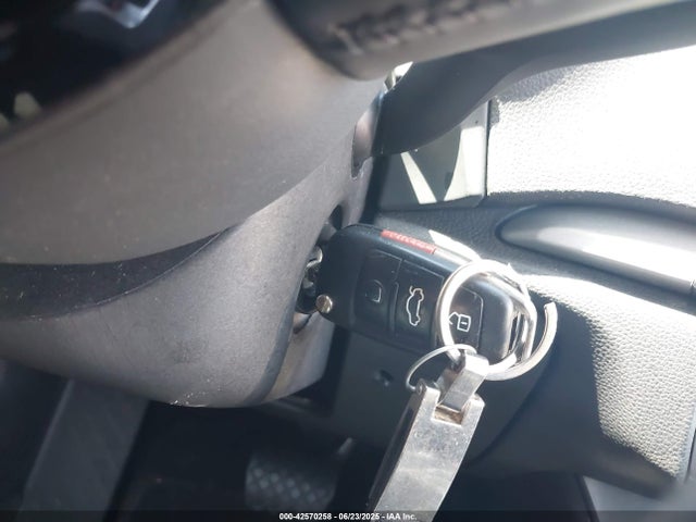 2015 AUDI A3 WAUBFGFFXF1048536 Photo 10