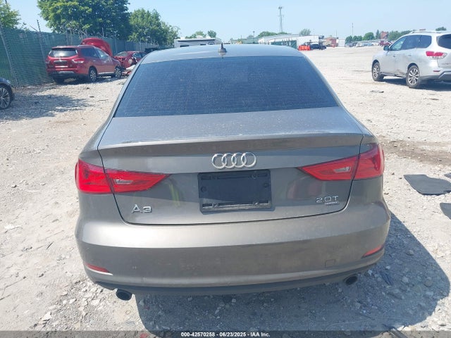 Audi 2015 2015 WAUBFGFFXF1048536 Image 16