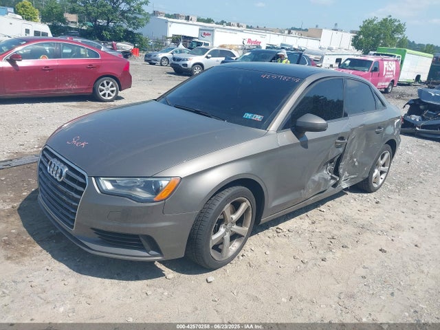 2015 AUDI A3 WAUBFGFFXF1048536 Photo 1