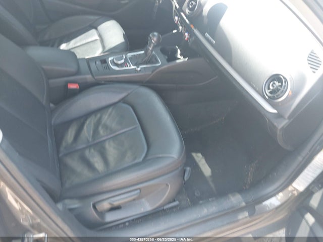 2015 AUDI A3 WAUBFGFFXF1048536 Photo 4
