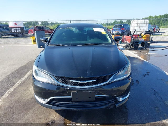 1C3CCCAB8GN155032 Chrysler 2016