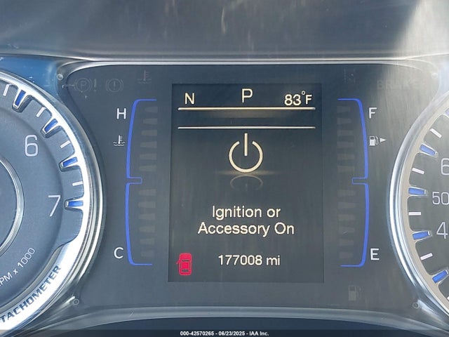 1C3CCCAB8GN155032 Chrysler 2016