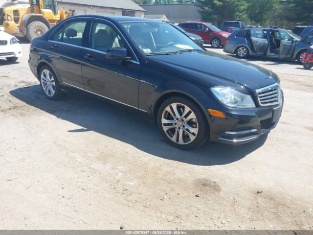 2013 MERCEDES-BENZ C 300 WDDGF8ABXDR247478