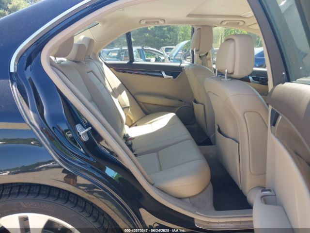 2013 MERCEDES-BENZ C 300 WDDGF8ABXDR247478 Photo 7