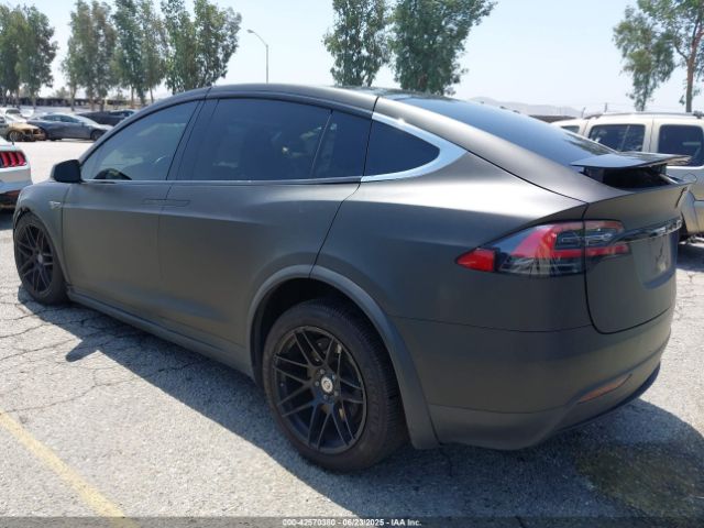 2016 TESLA MODEL X 5YJXCBE26GF005694 Photo 2