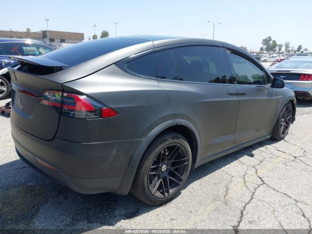 2016 TESLA MODEL X 5YJXCBE26GF005694 Photo 3