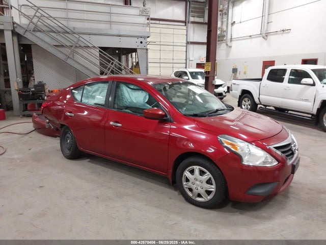 Nissan 2016 2016 3N1CN7AP7GL850100 Image 1