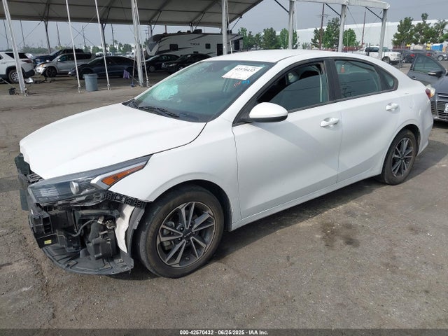 KIA mpi nu 2022 3KPF24AD8NE440088 Image 2