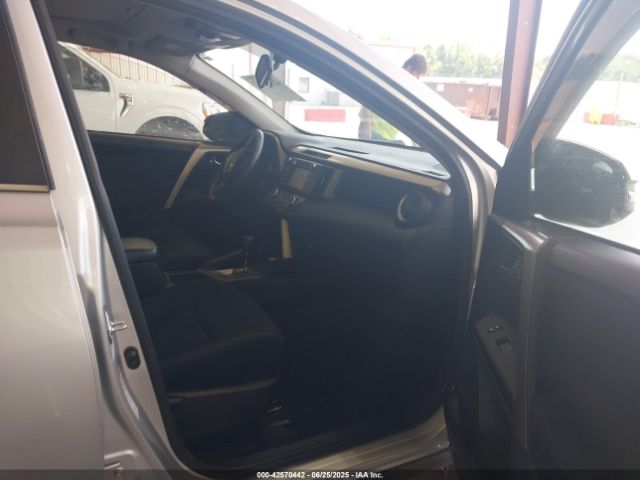 2015 TOYOTA RAV4 JTMRFREV5FD128573 Photo 4