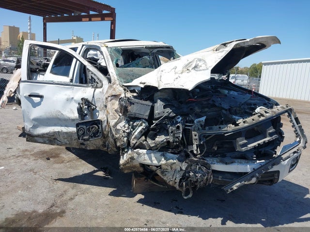 GMC lml 2015 1GT120E82FF163882 Image 6