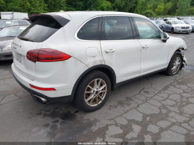 2016 PORSCHE CAYENNE WP1AA2A27GLA09458 Photo 3