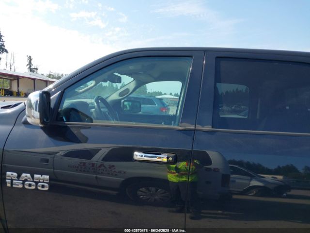 1C6RR7VT4GS323532 RAM 1500