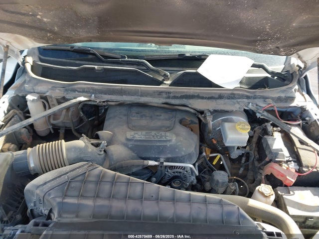 3C6UR5HJ1RG153424 RAM 2500