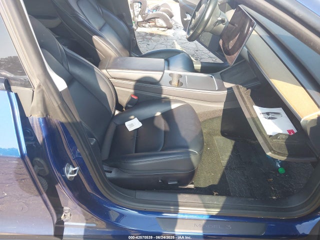 2022 TESLA MODEL 3 5YJ3E1EB8NF187060 Photo 4
