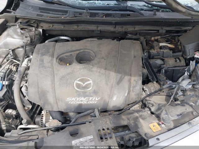 JM1BM1U70G1278198 Mazda pe