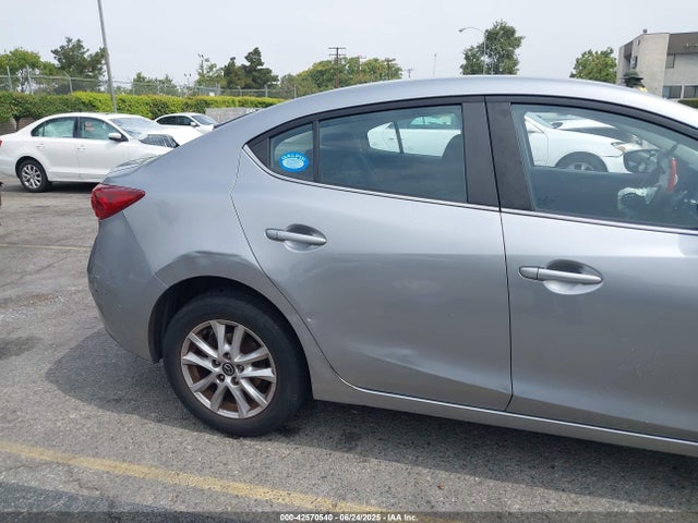 JM1BM1U70G1278198 Mazda pe