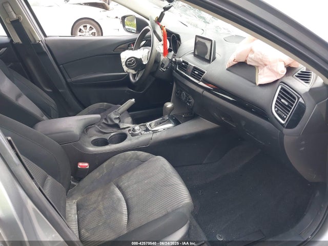 JM1BM1U70G1278198 Mazda pe