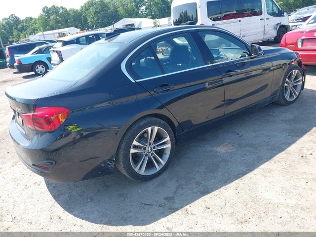 BMW 330I 2018 WBA8D9G58JNU72963 Image 4