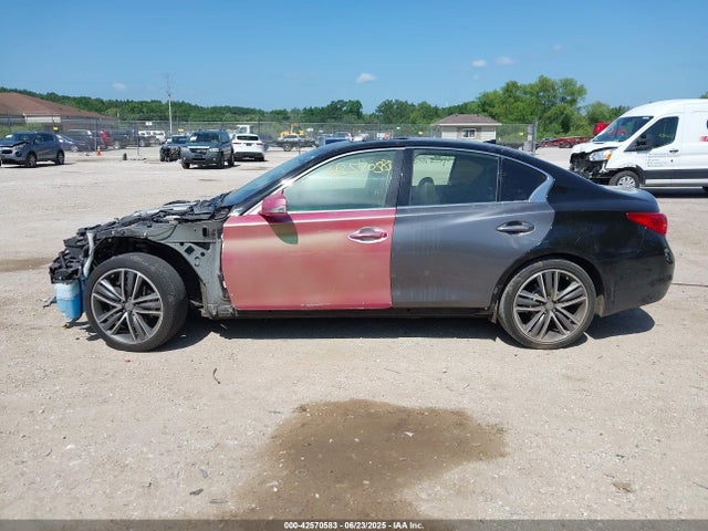 Infiniti 2015 2015 JN1BV7AR4FM403290 Image 13