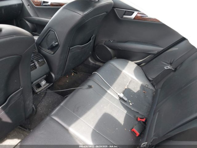2012 MERCEDES-BENZ C 300 WDDGF8BB2CA643903 Photo 7