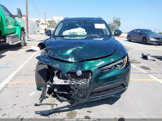 ZASPAKBN1M7D03986 Alfa Romeo Stelvio