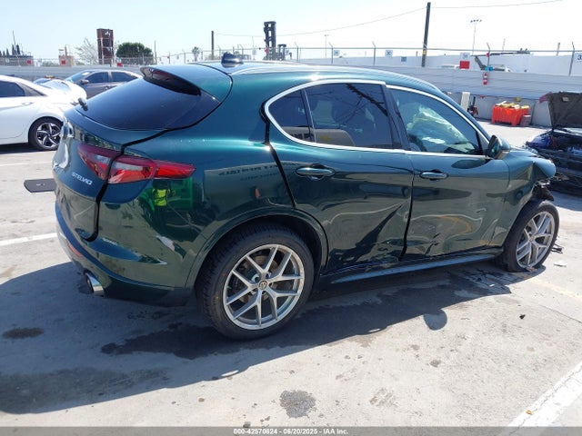 ZASPAKBN1M7D03986 Alfa Romeo Stelvio