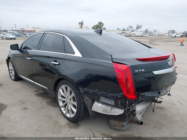 2017 CADILLAC XTS 2G61M5S34H9112575 Photo 2