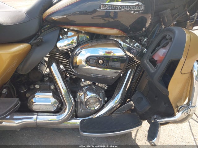 2017 HARLEY-DAVIDSON FLHTCUTG 1HD1MAD11HB859842 Photo 7