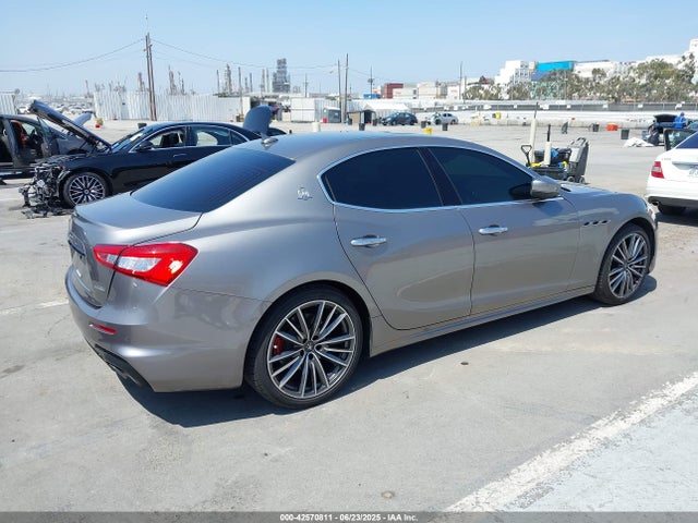 ZAM57XSA5L1354574 Maserati m156d