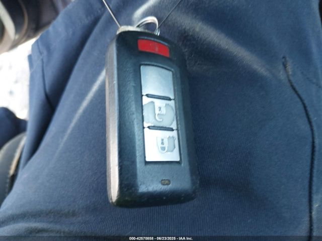 2017 MITSUBISHI OUTLANDER JA4AD3A36HZ031175 Photo 10