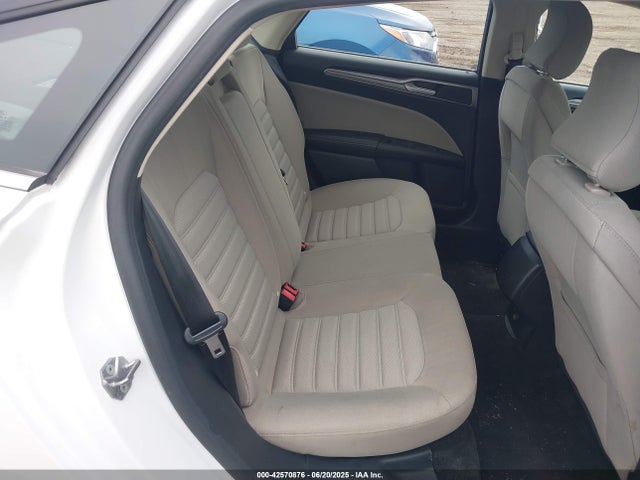 Продажа на аукционе авто 2017 Ford Fusion S, vin: 3FA6P0G73HR415923, номер лота: 42570876
