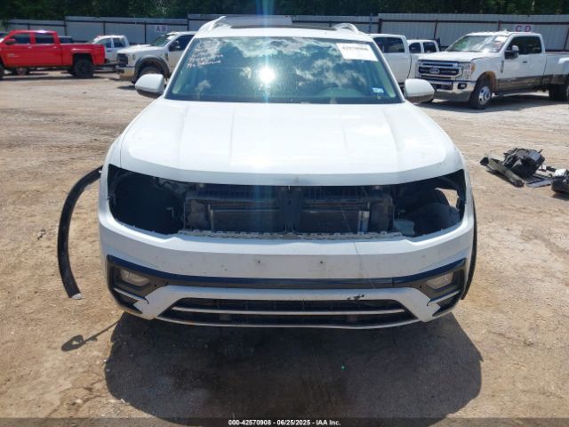 2018 VOLKSWAGEN ATLAS 1V2SR2CAXJC548598 Photo 5