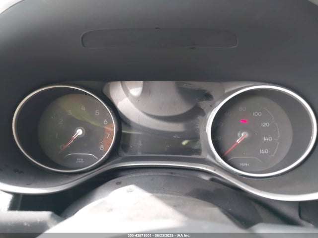 3C4NJCBB3MT507843 Jeep 2021