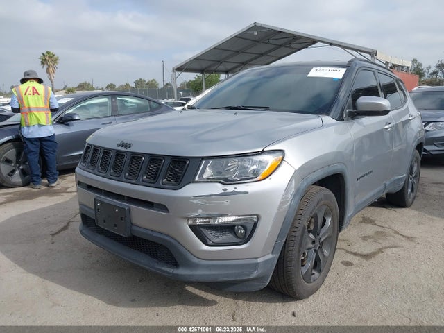 3C4NJCBB3MT507843 Jeep 2021