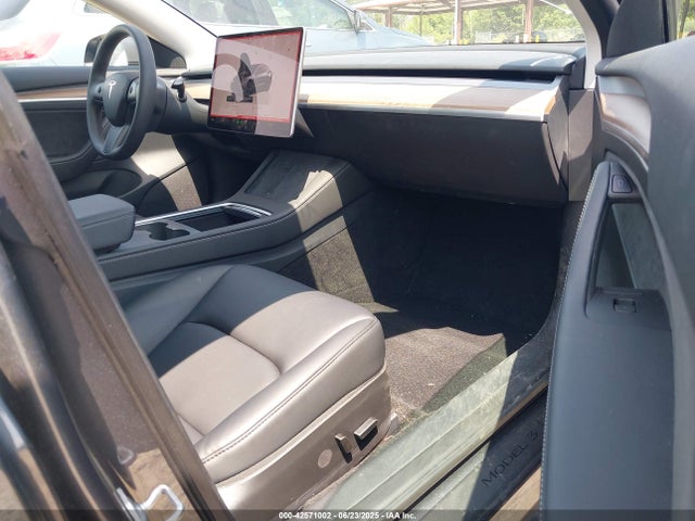 2023 TESLA MODEL 3 5YJ3E1EA3PF695611 Photo 4
